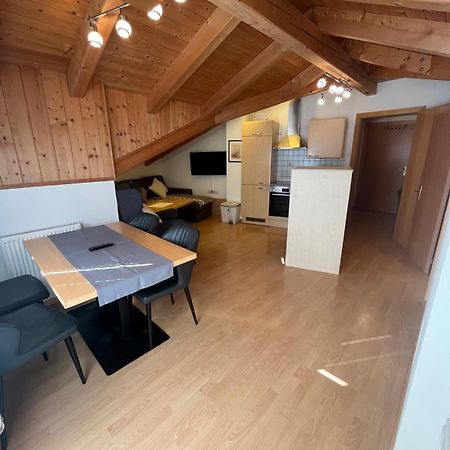 Nebenhaus - Haus Heigl Apartment Sankt Johann im Pongau Exterior photo