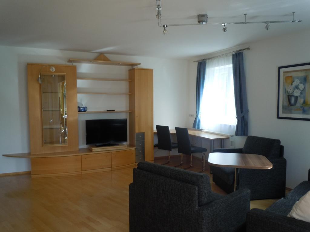 Nebenhaus - Haus Heigl Apartment Sankt Johann im Pongau Room photo